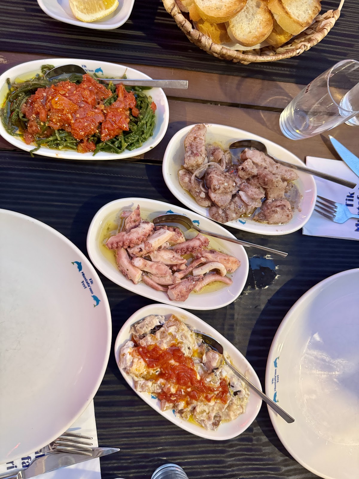 Ayvalık — Tik Mustafa Nin Yeri — gallery
