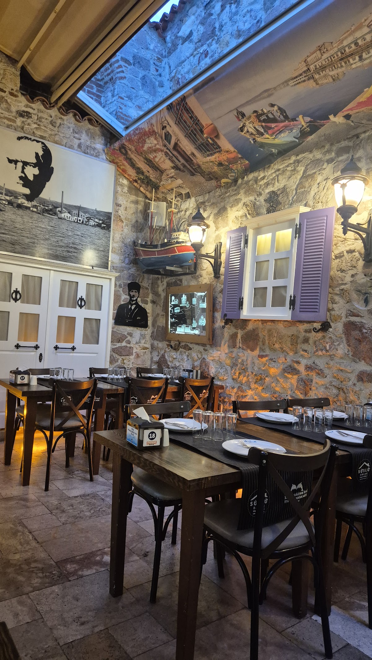 Ayvalık — Tik Mustafa Nin Yeri — gallery