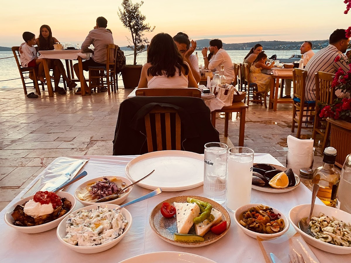 Ayvalık — Tamam Meyhane — gallery