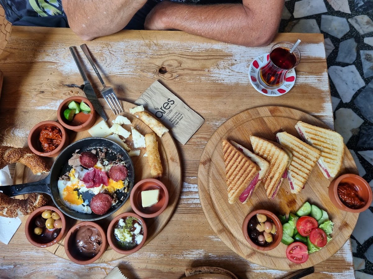 Ayvalık — Ares Cafe — gallery