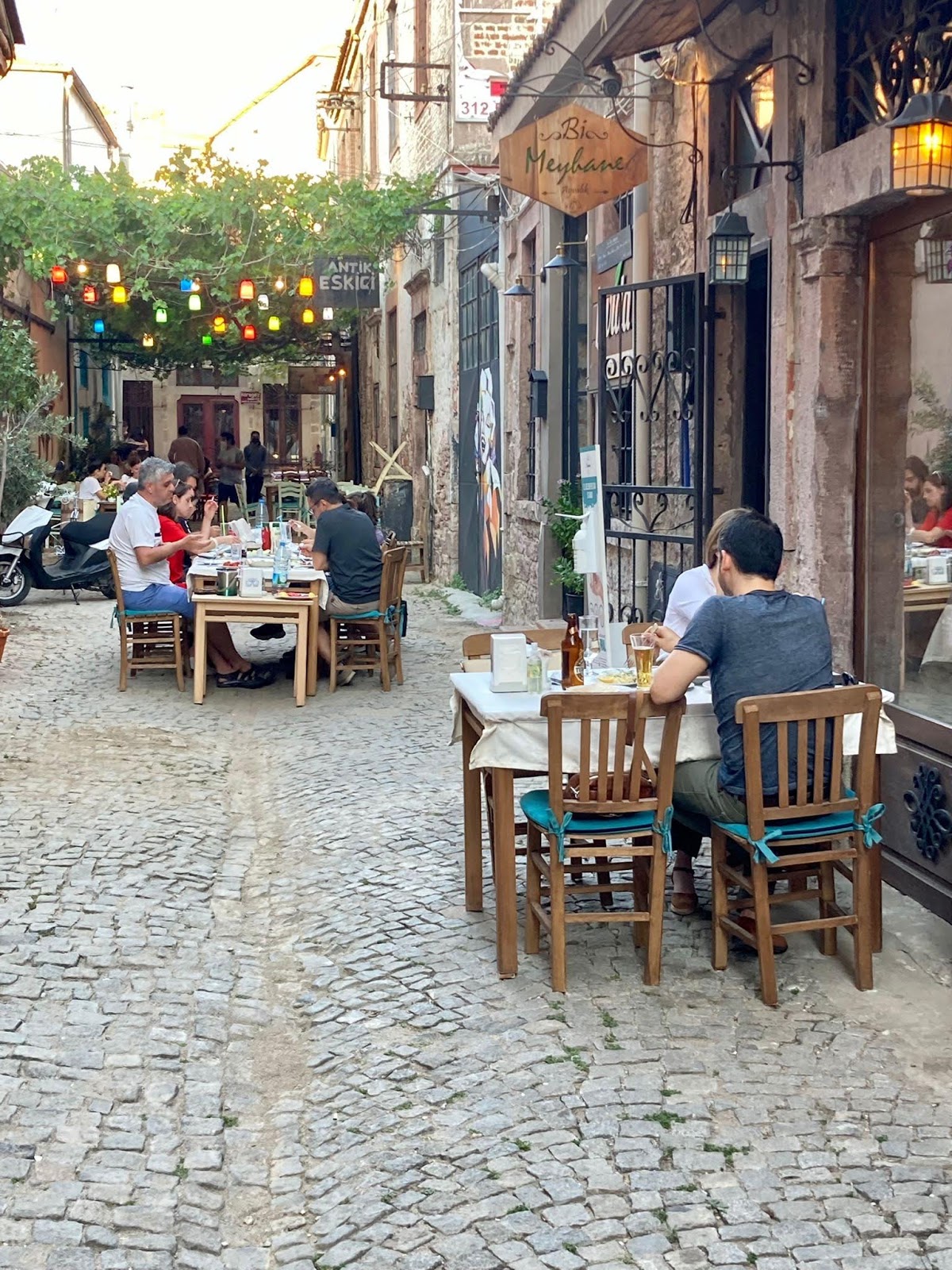 Ayvalık — Bi Meyhane Ayvalik — gallery