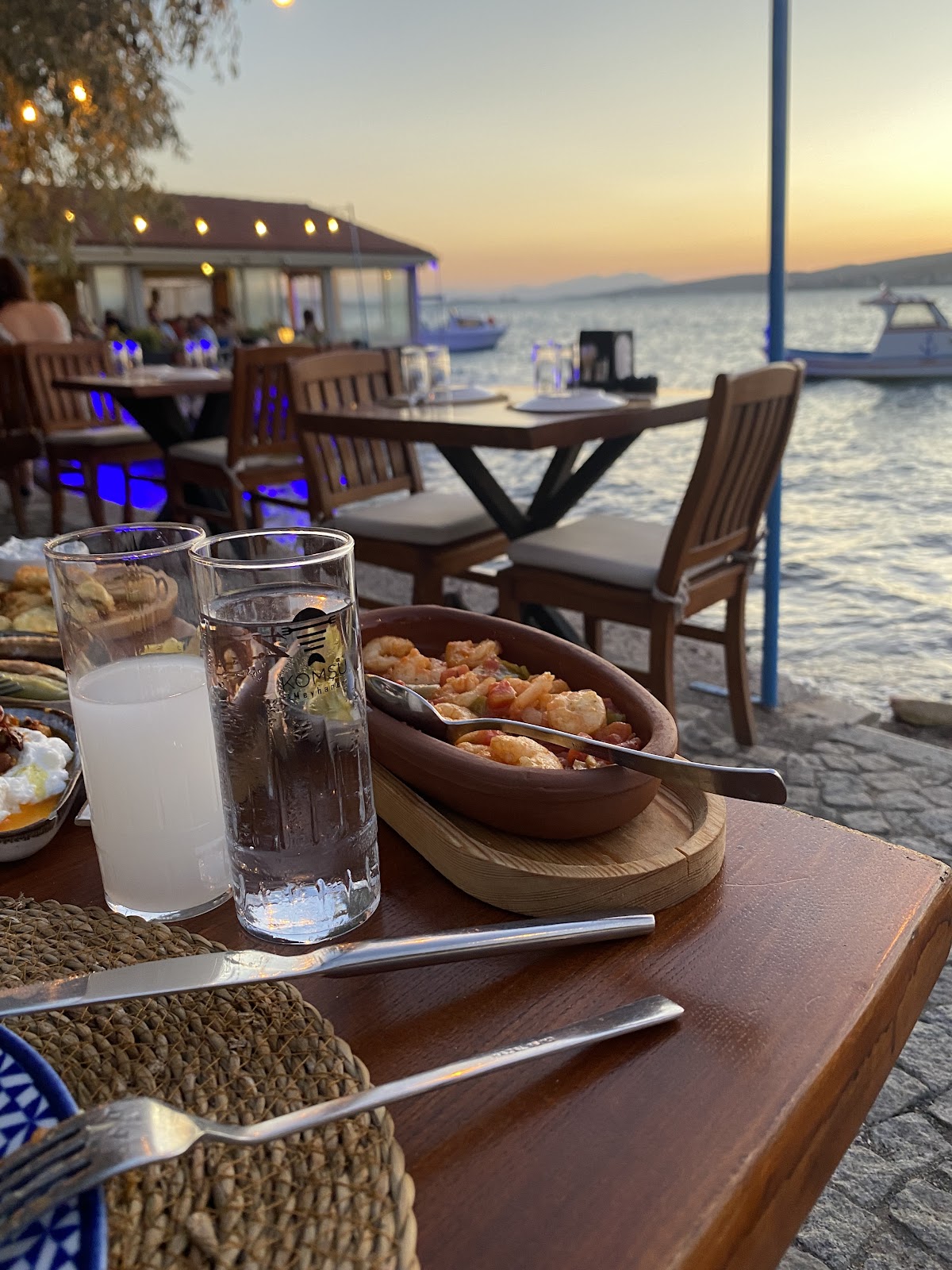 Ayvalık — Komsu Meyhane — gallery
