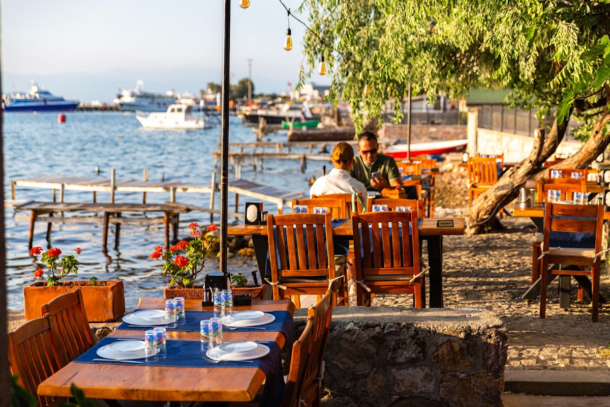 Ayvalık — Komsu Meyhane — gallery