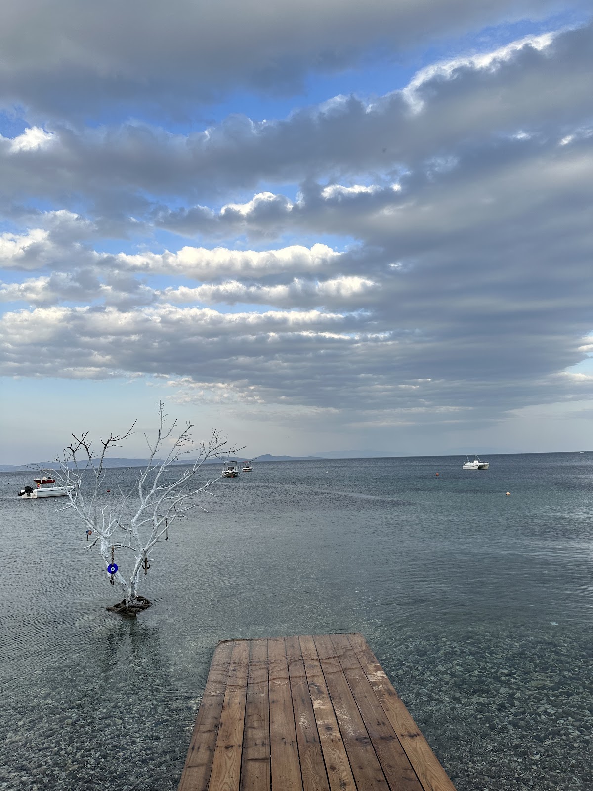 Karaburun — Ismetin Yeri Iskele Restaurant Yeni Beach — gallery