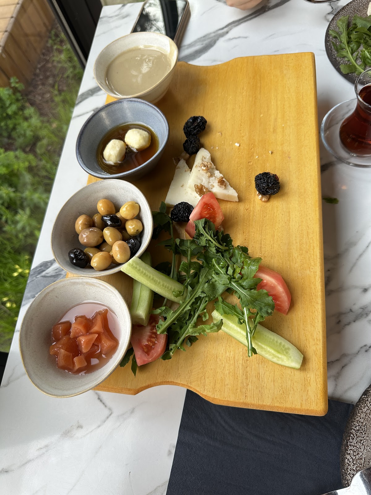 Karaburun — Mandarinn Restaurant — gallery