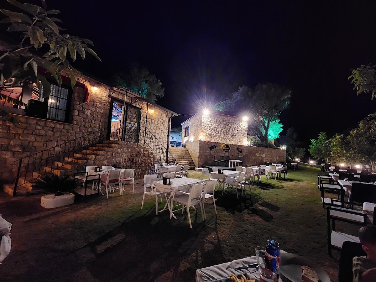 Karaburun — Guneste Kahvalti Fasil Restorant — gallery