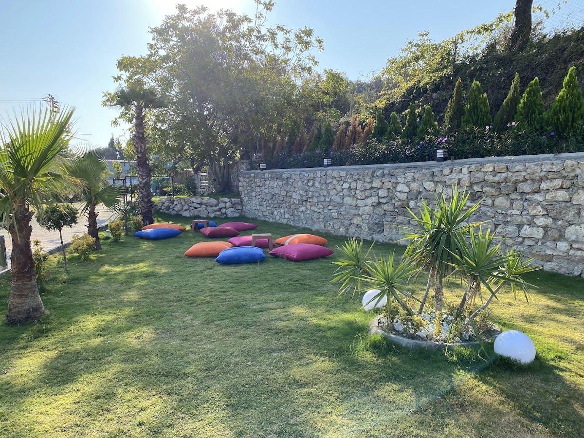 Karaburun — Guneste Kahvalti Fasil Restorant — gallery