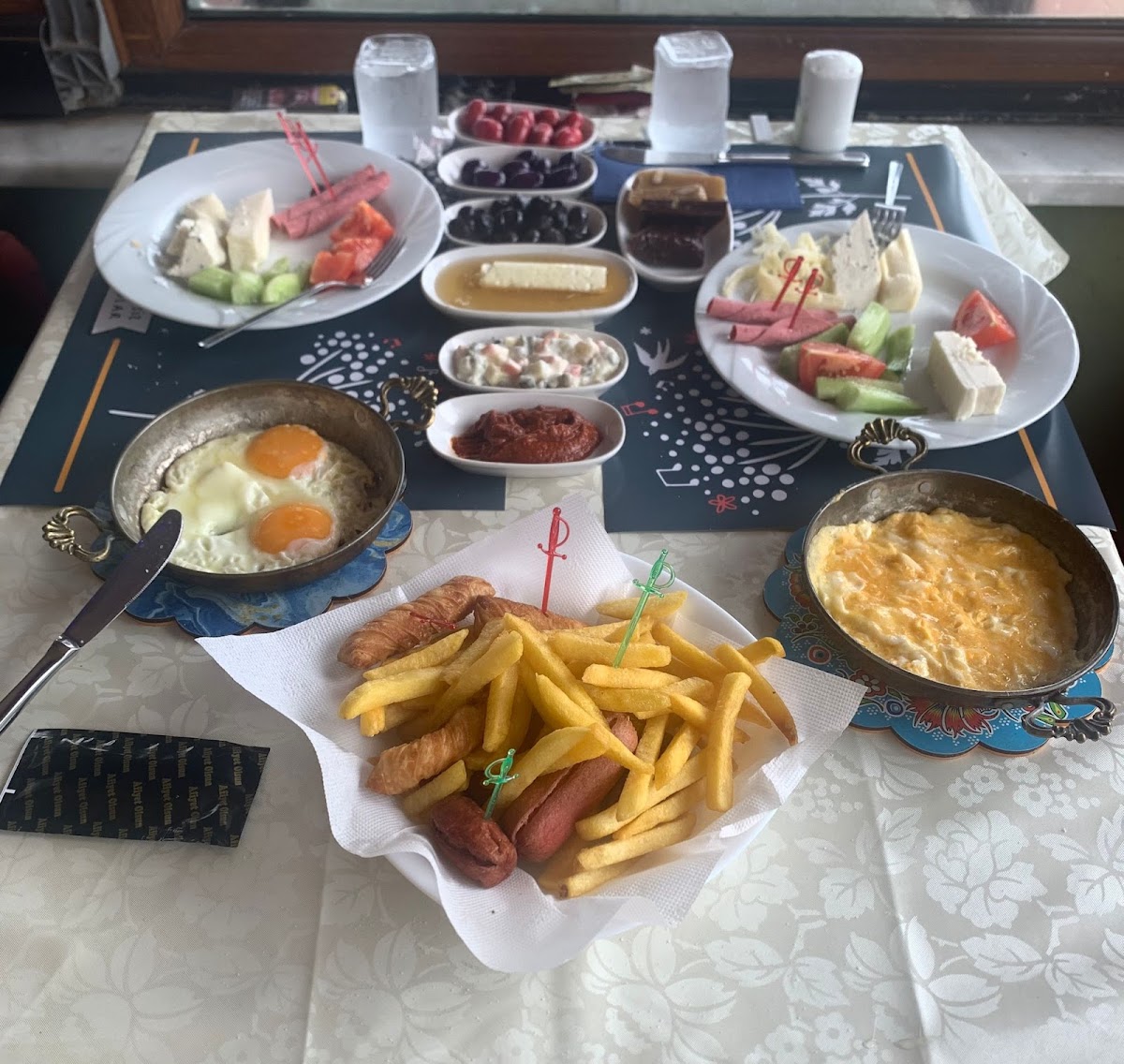 Karaburun — Sakli Deniz Karaburun Cafe Restoran — gallery