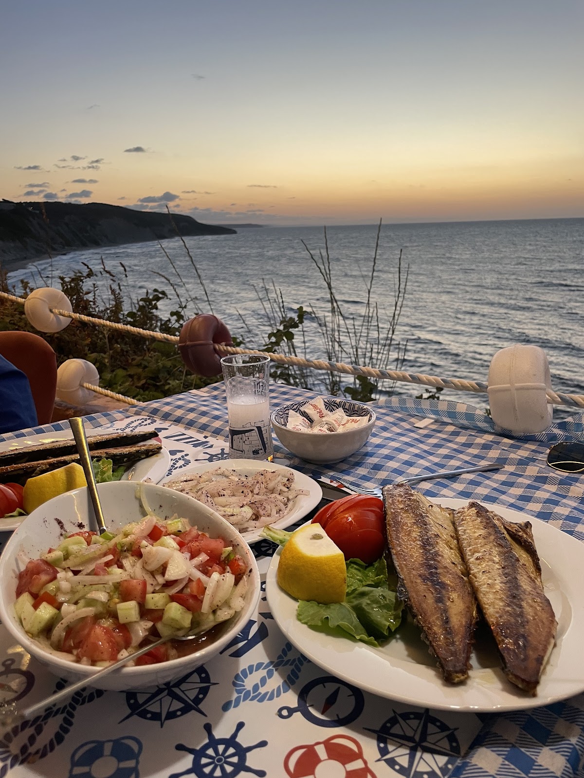 Karaburun — Sakli Deniz Karaburun Cafe Restoran — gallery