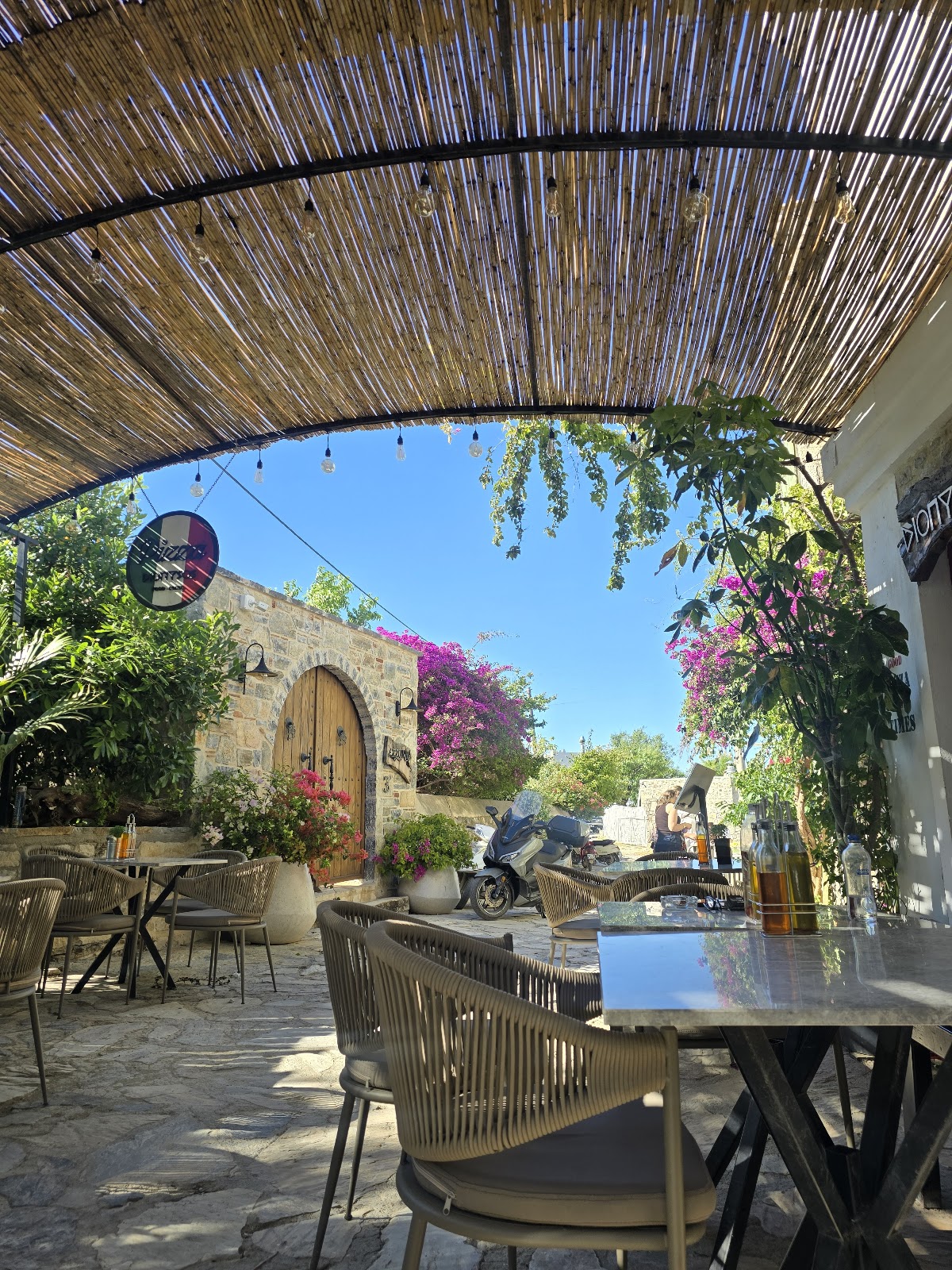 Datça — Pizza Dionysos — galeri