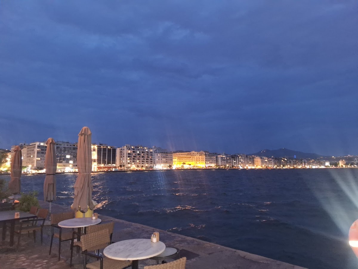 Thessaloniki — Kitchen Bar — galeri