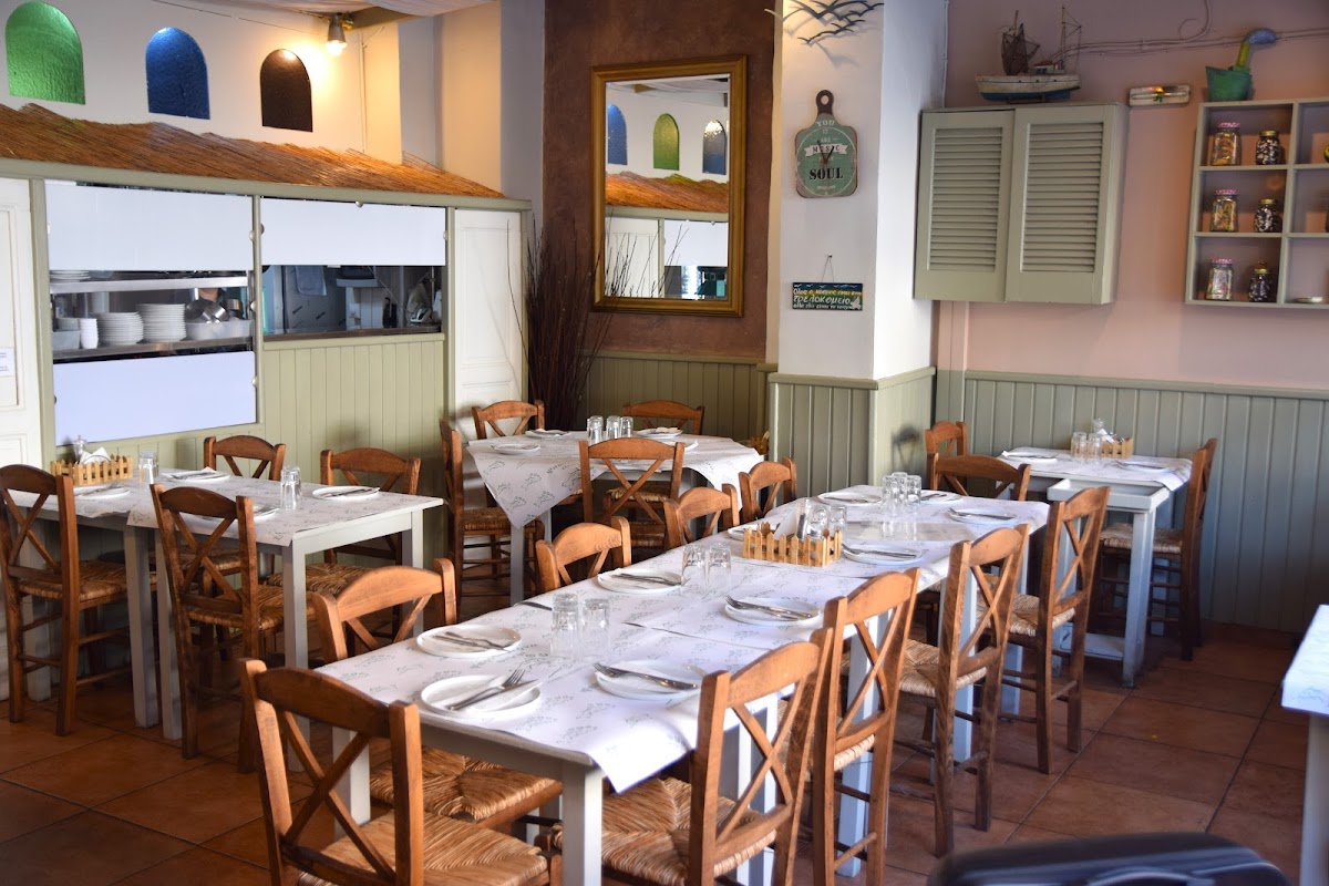 Thessaloniki — Ouzerie Lola — gallery