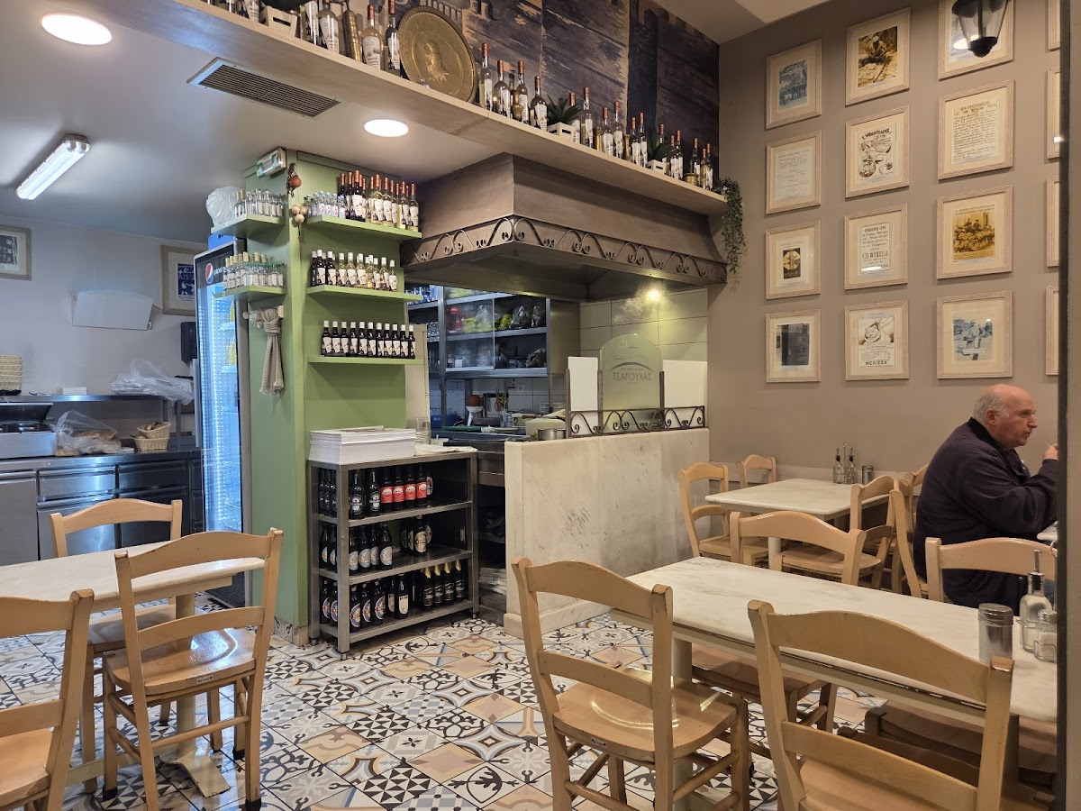 Thessaloniki — Tsarouchas Restaurant — galeri