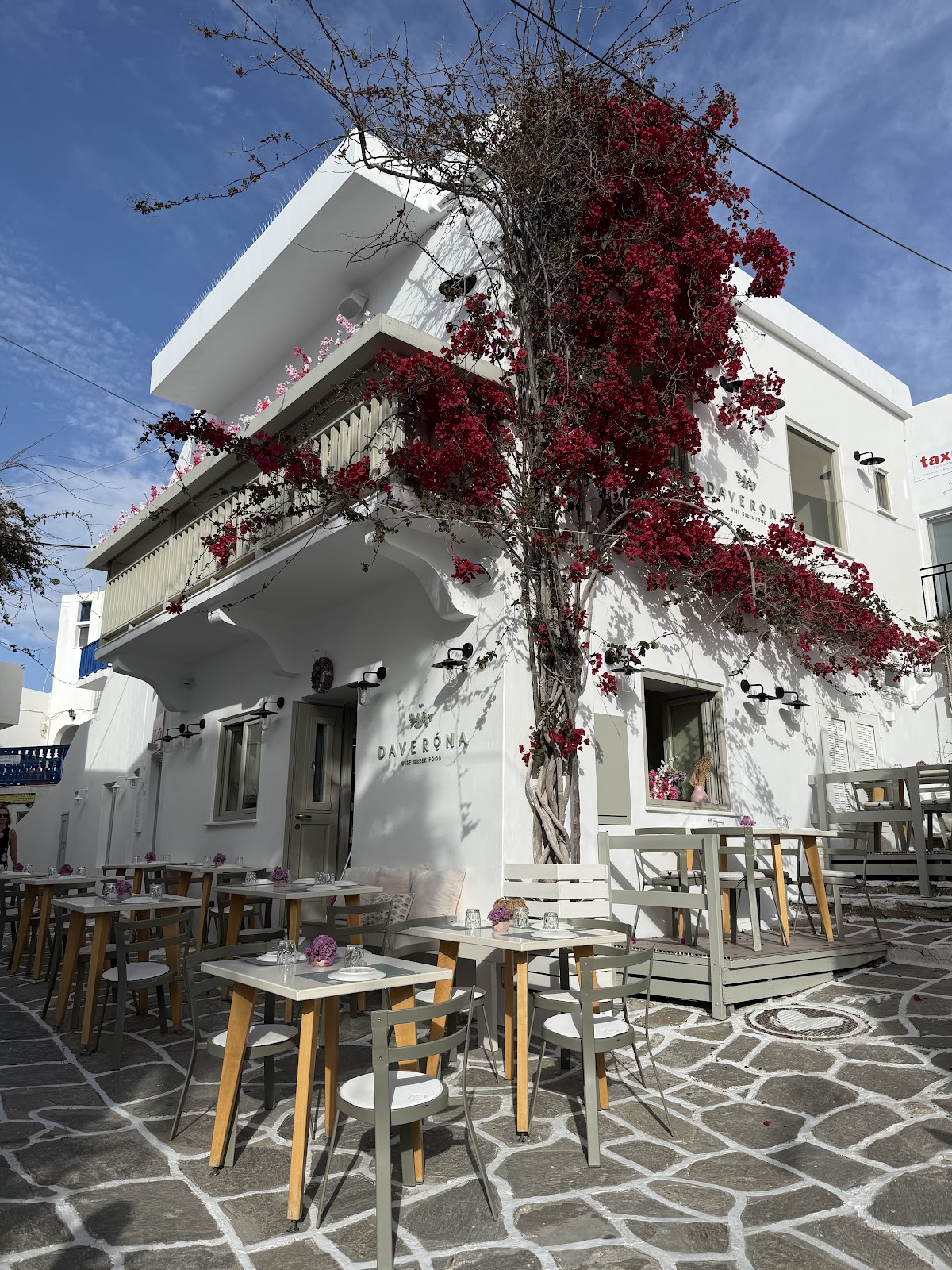 Paros — Daverona — galeri