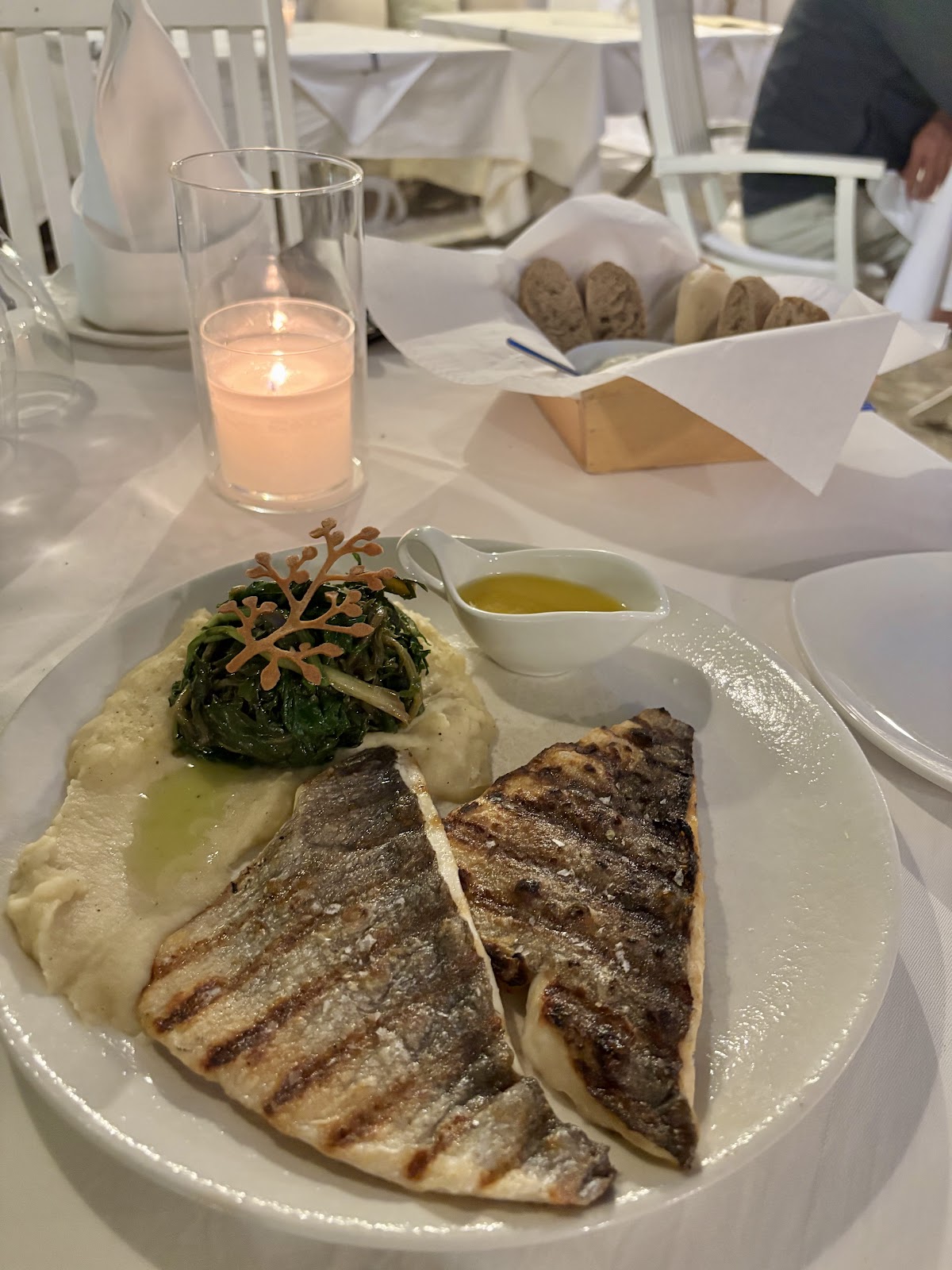 Paros — Dionysos Garden Restaurant — galeri