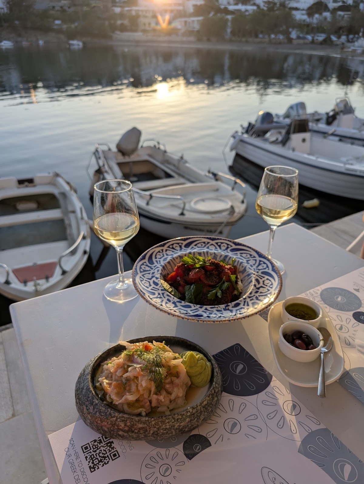 Paros — Markakis Restaurant Piso Livadi Paros — galeri