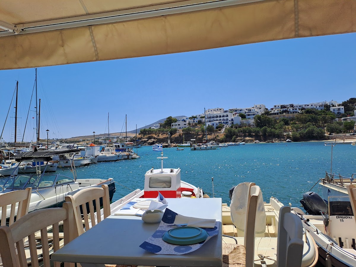 Paros — Markakis Restaurant Piso Livadi Paros — galeri