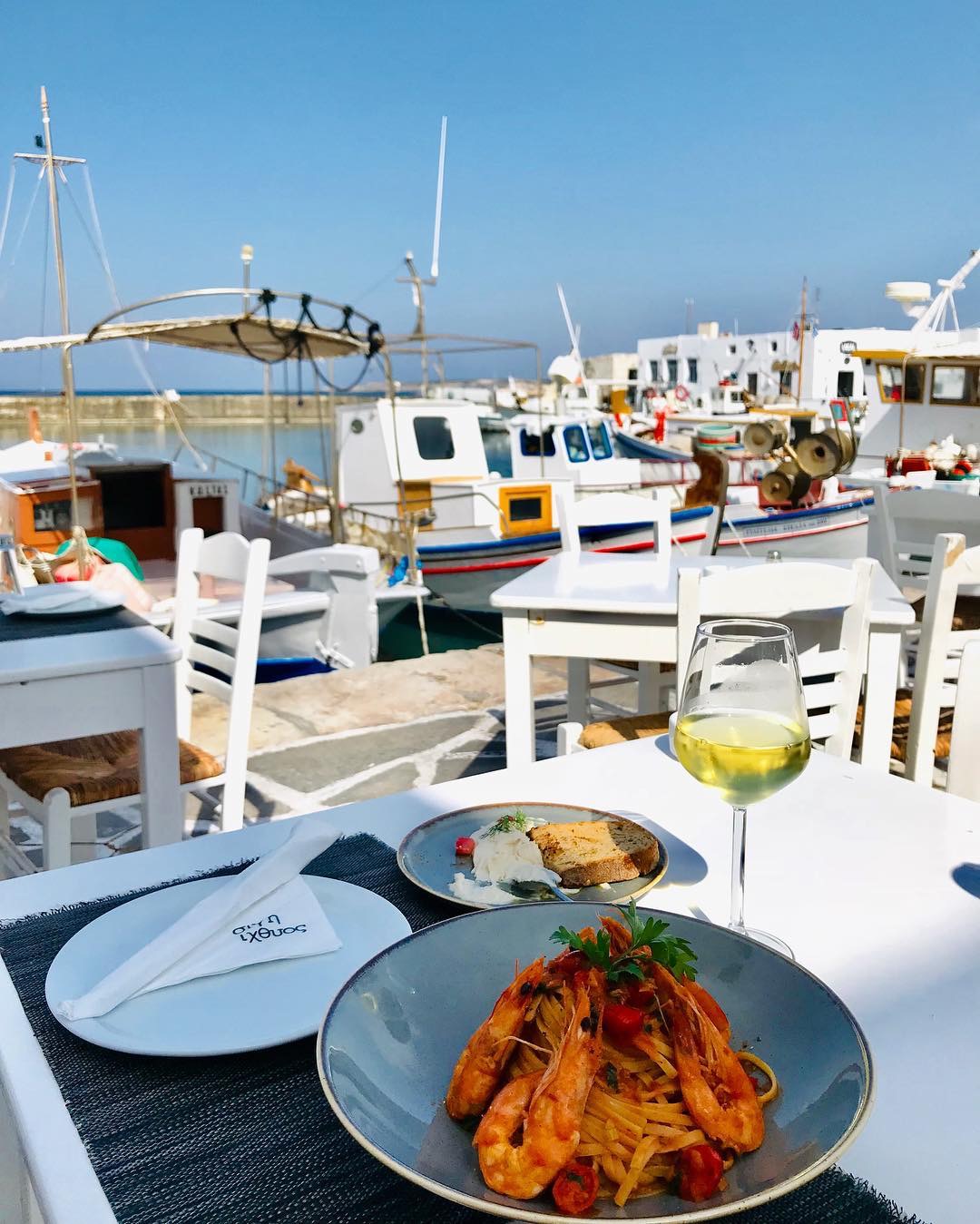 Paros — Sigi Ikthios — galeri