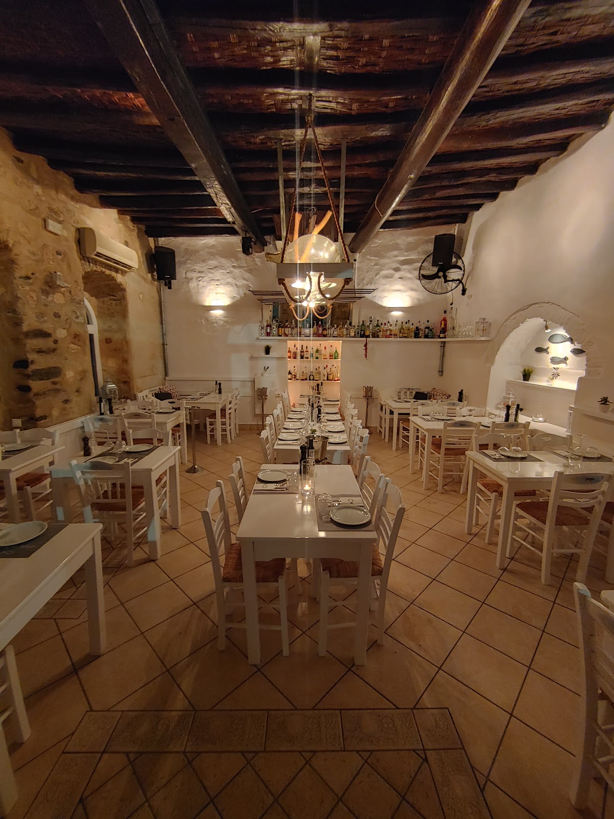 Paros — Sigi Ikthios — gallery