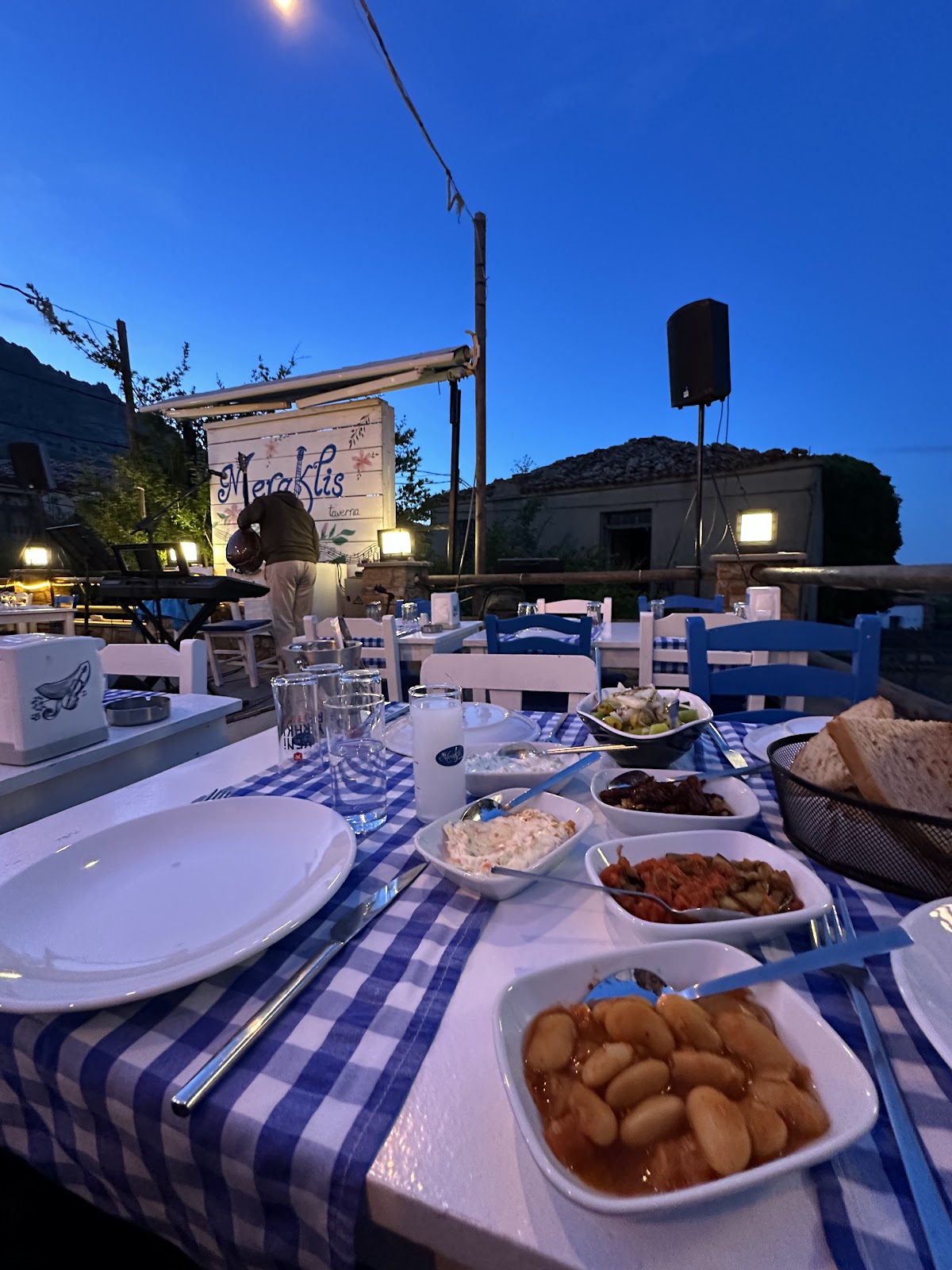 Gökçeada — Imroz Meraklis Taverna — gallery