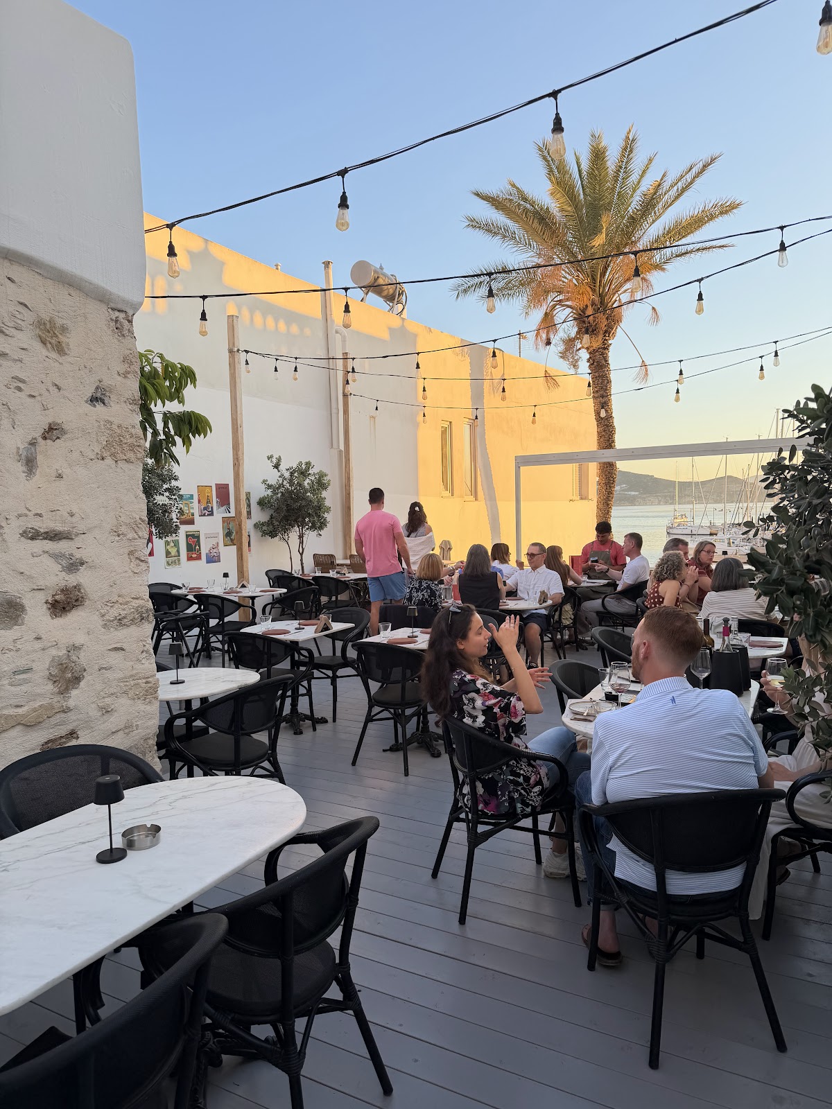 Naxos — Hurmas Bar Restaurant — gallery