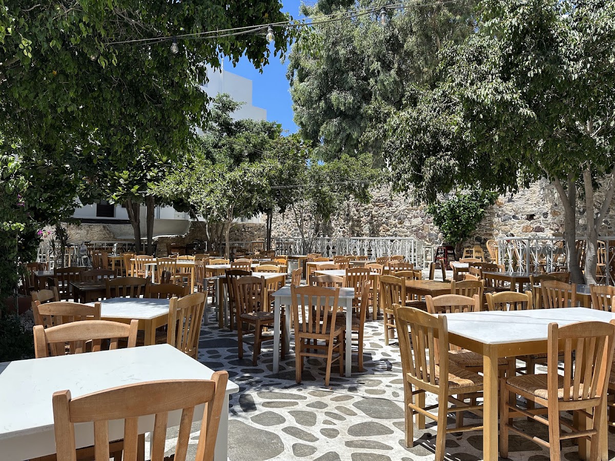 Naxos — Taverna Naxos — gallery