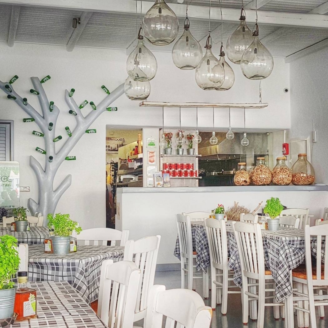 Naxos — Scirocco Restaurant — gallery