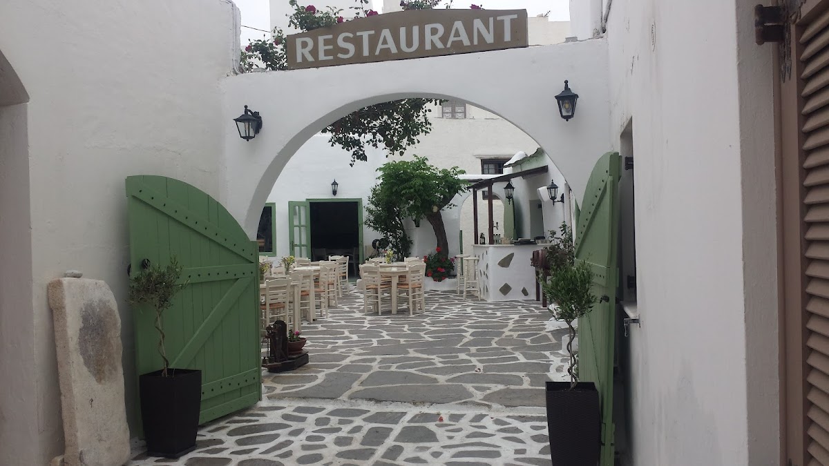 Naxos — Doukato Restaurant — gallery