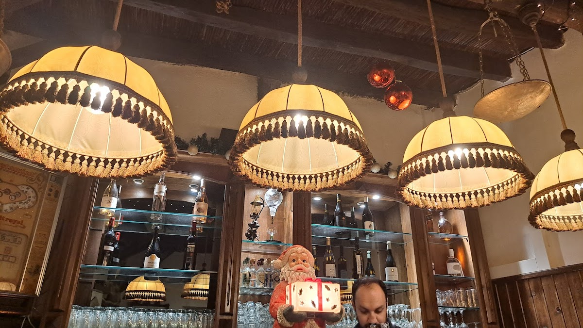 Naxos — Doukato Restaurant — gallery