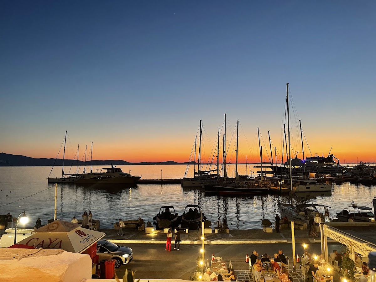Naxos — Flamingo Restaurant — gallery
