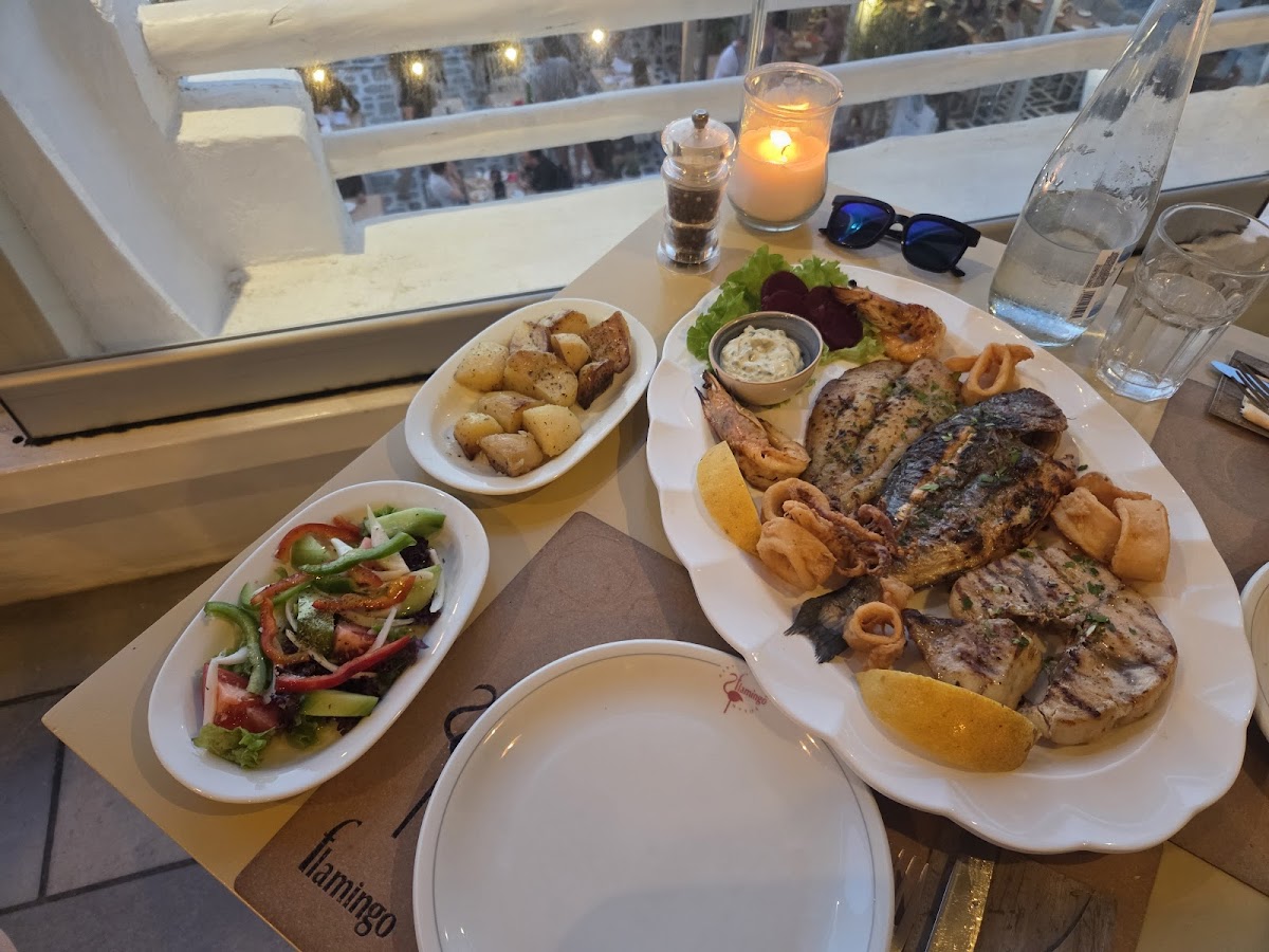 Naxos — Flamingo Restaurant — gallery