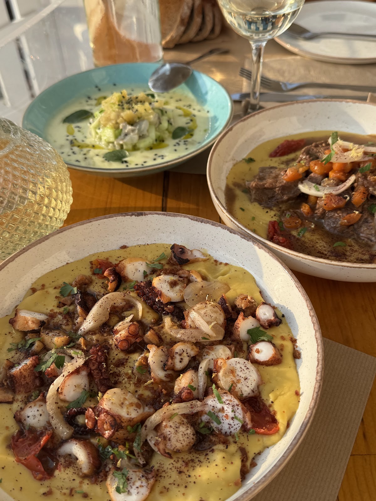 Milos — Restaurant Okto Milos Island — gallery