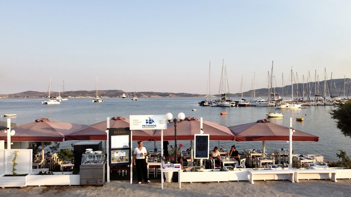 Milos — Petrinos Aegean Traditional Cuisine — galeri