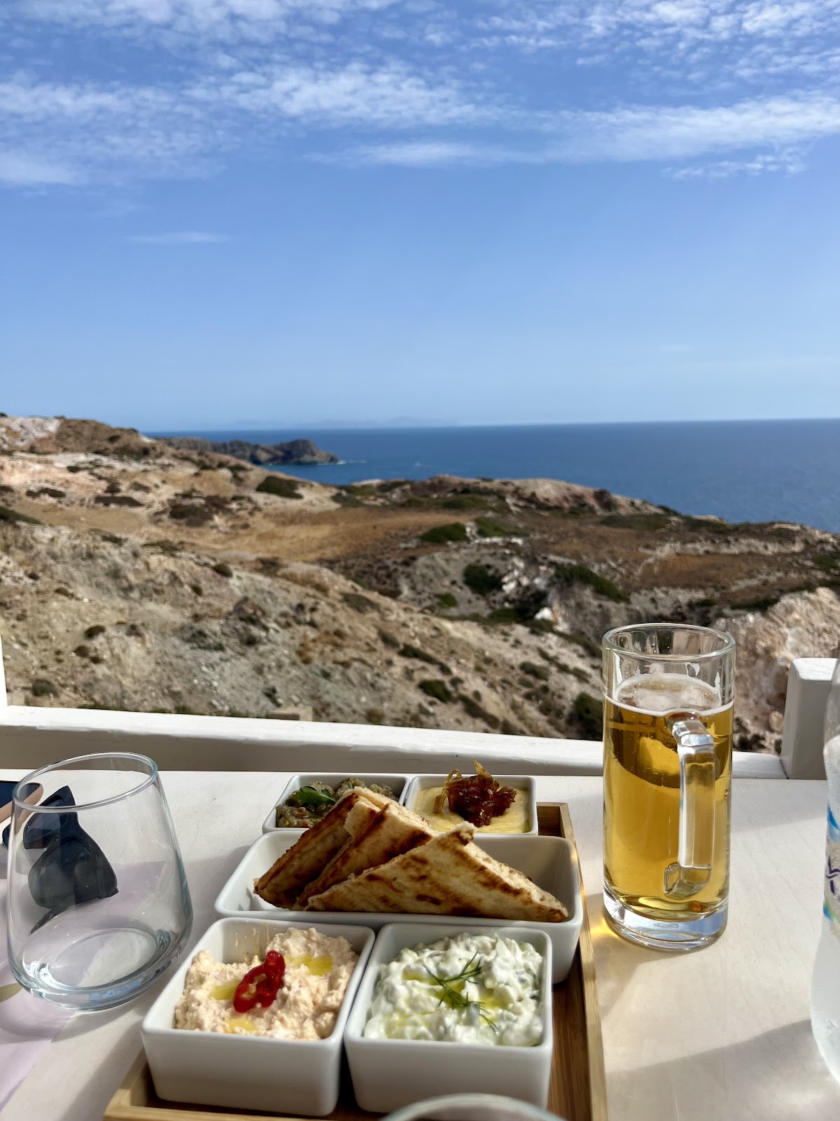 Milos — Psaravolada Restaurant — galeri