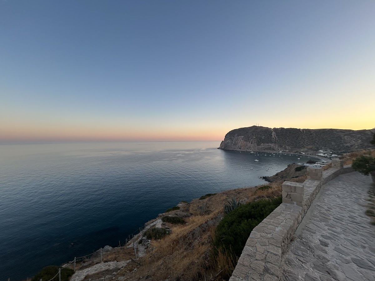 Milos — Psaravolada Restaurant — galeri