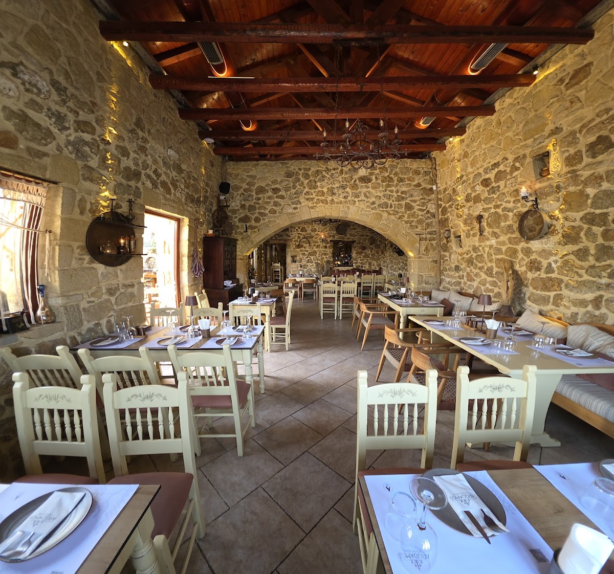 Crete — Arodamos Stone Grove — galeri