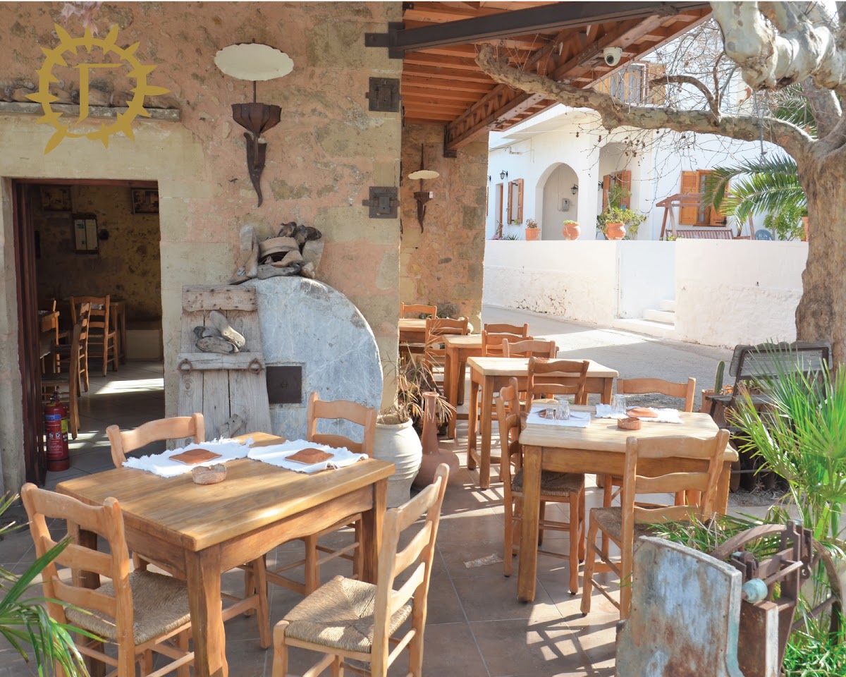 Crete — Gramboussa Restaurant — gallery