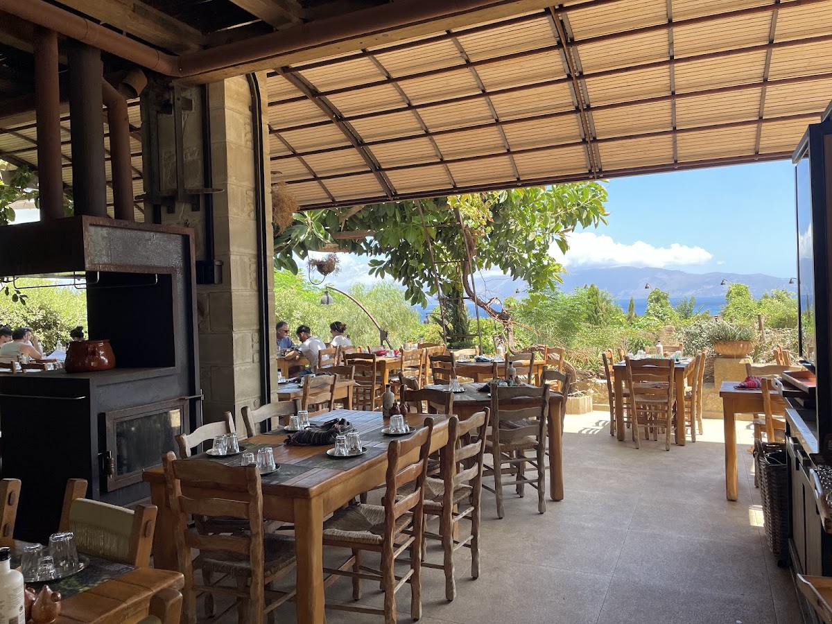 Crete — Gramboussa Restaurant — galeri