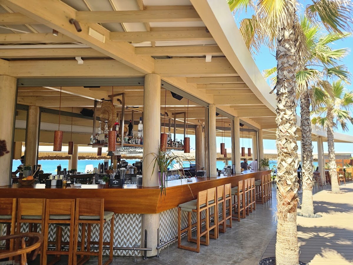 Crete — Beachcomber Bar Restaurant Stalis — galeri