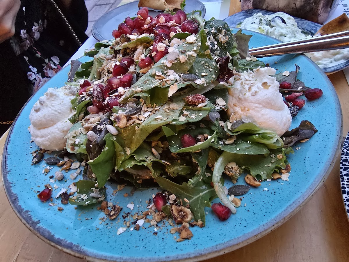 Athens — A Little Taste Of Home Restaurant — galeri
