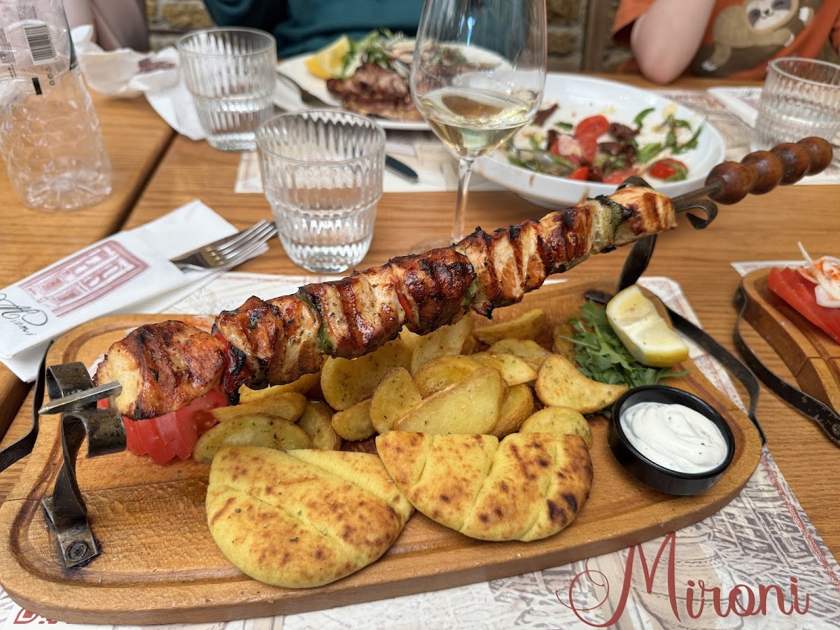 Athens — Mironi Restaurant Greek Kitchen — galeri