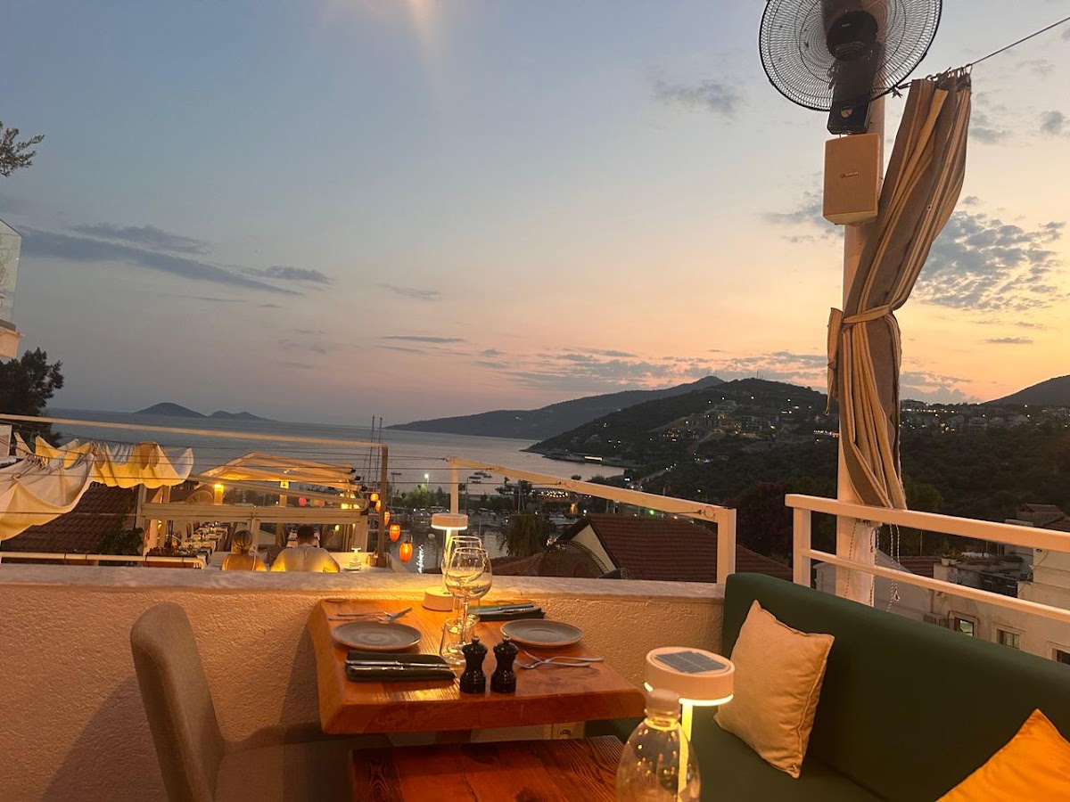 Kalkan — Antioch Restaurant Lounge — galeri