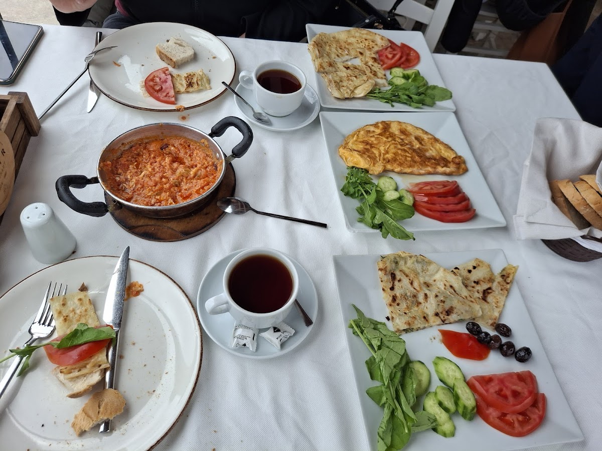 Bozcaada — Sehir Restaurant — gallery
