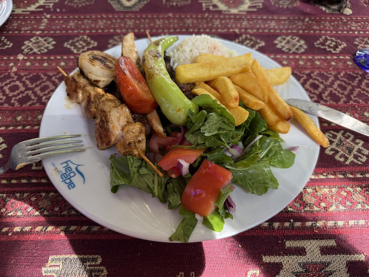 Kuşadası — Green Garden Restaurant — gallery
