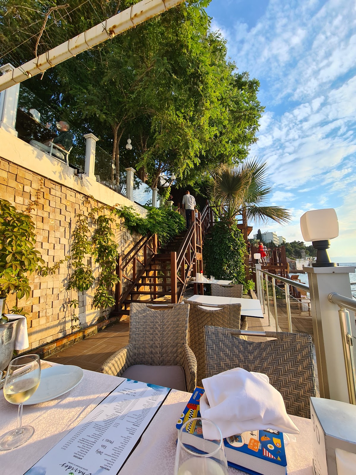 Kuşadası — Charides Sea Food — gallery