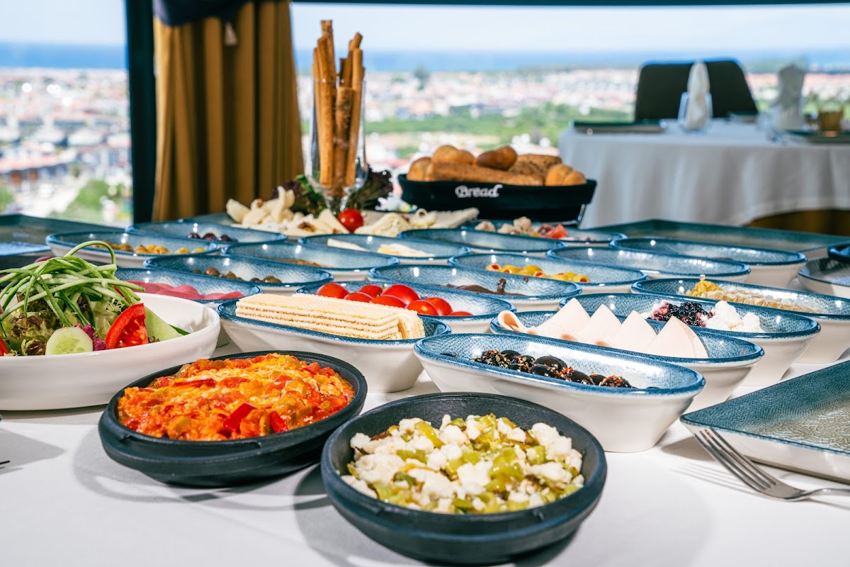 Kuşadası — Feronya Restaurant — galeri