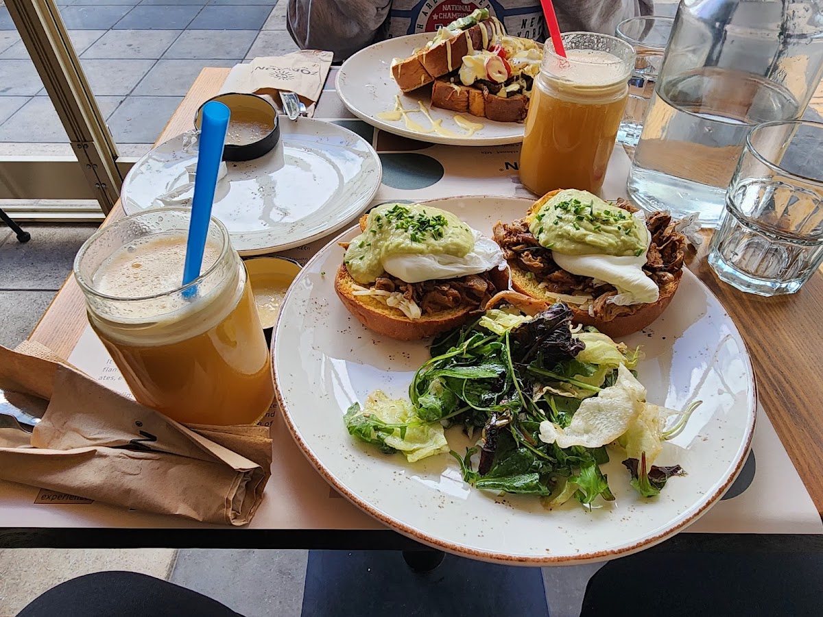 Alexandroupolis — Zopyron Breakfast Brunch Restaurant — gallery
