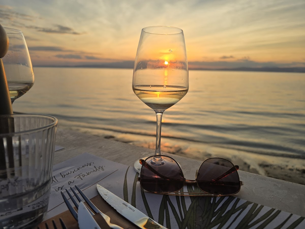 Thassos — Pefkospilia Taverna — galeri