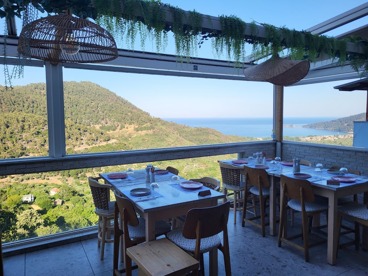 Thassos — Utopia Restaurant Winebar — galeri
