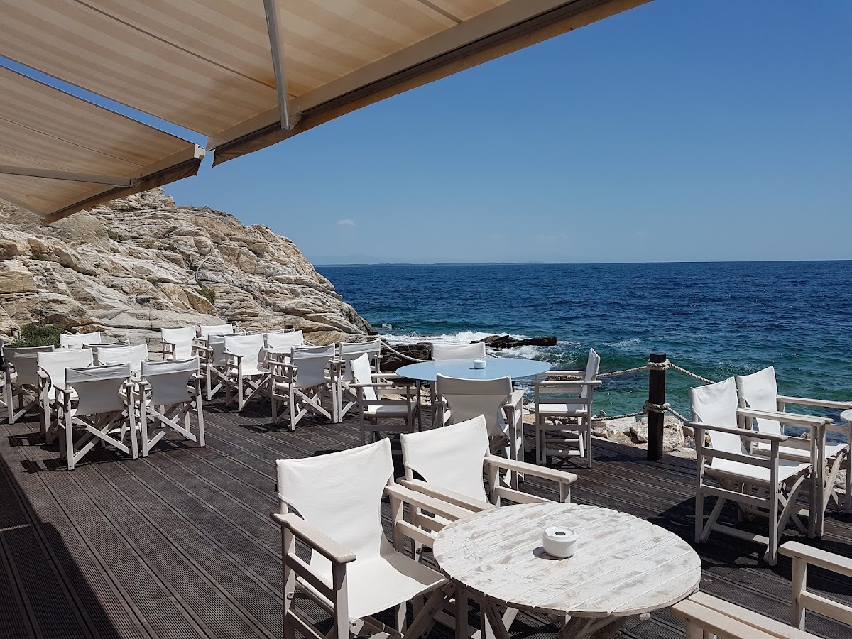 Thassos — Karnagio Beach Bar — gallery